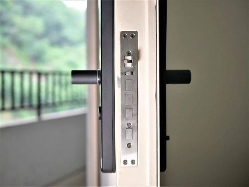 小米智能門鎖pro體驗(yàn),1599帶高清攝像頭 同價(jià)位難逢對(duì)手